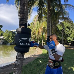 Alexy de la cruz flexibox boxeo